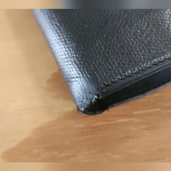 Vintage CHANEL Sevruga Caviar CC Yen  Wallet - Picture 12 of 15